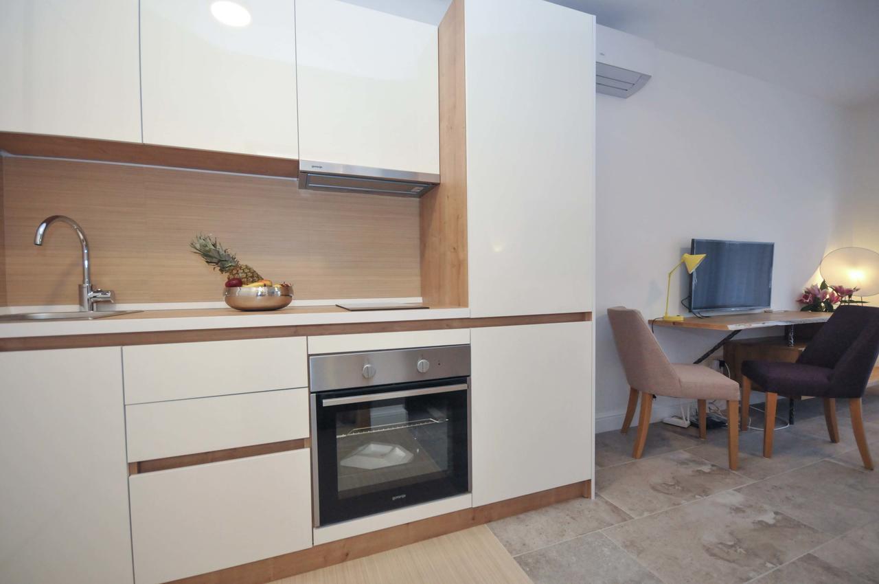 Corso Levante Luxury Suites Petrovac エクステリア 写真