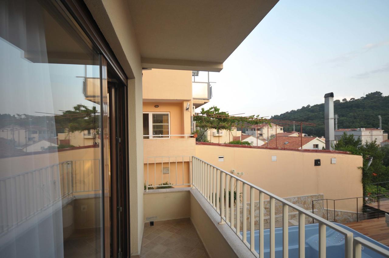 Corso Levante Luxury Suites Petrovac エクステリア 写真