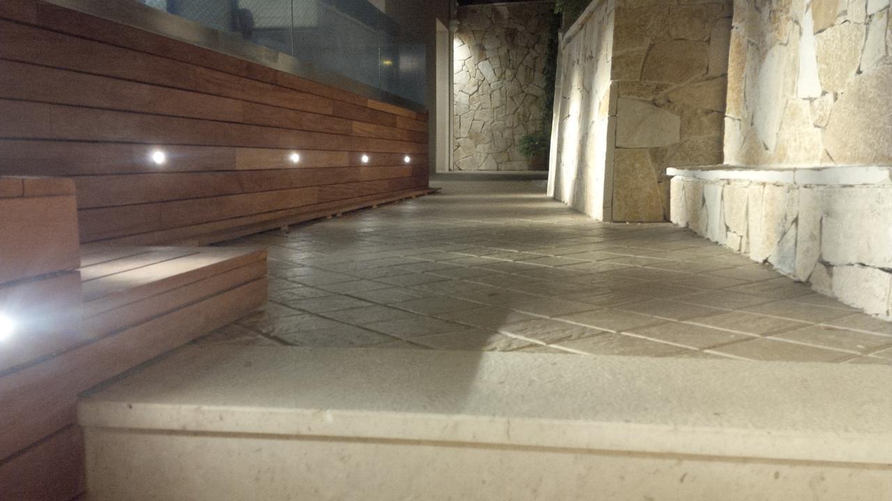 Corso Levante Luxury Suites Petrovac エクステリア 写真